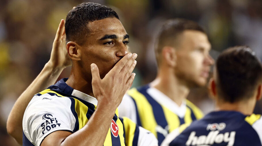 Alexander Djiku'nun yeni adresi belli oldu! Fransa'dan 2 talip var Alexander Djiku'nun yeni adresi belli oldu! Fransa'dan 2 talip var - 2. Resim