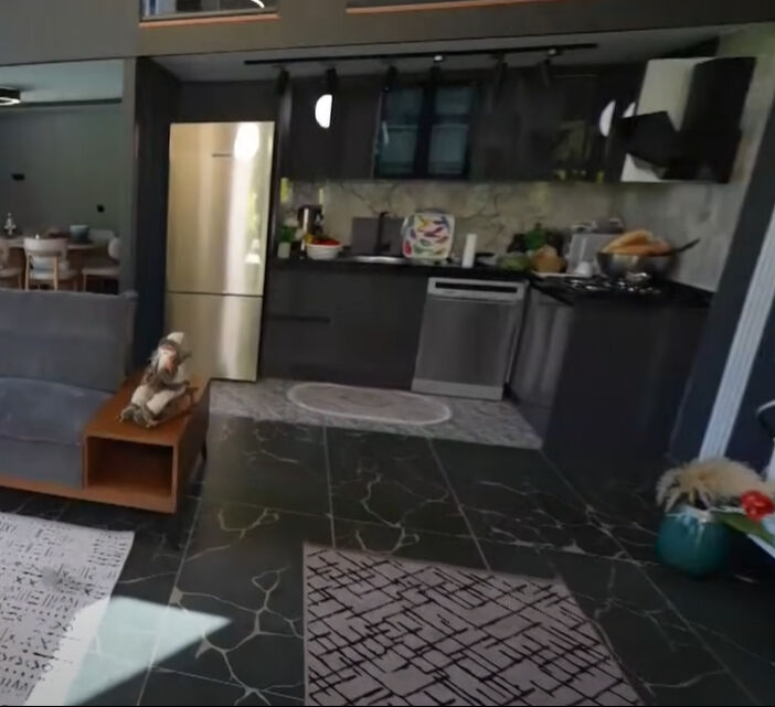 Ankaralı Yasemin, doğayla iç içe olan bağ evinin kapılarını ilk kez açtı! Manzarası hayran bıraktı Ankaralı Yasemin, doğayla iç içe bağ evinin kapılarını ilk kez açtı! Manzarası hayran bıraktı - 2. Resim