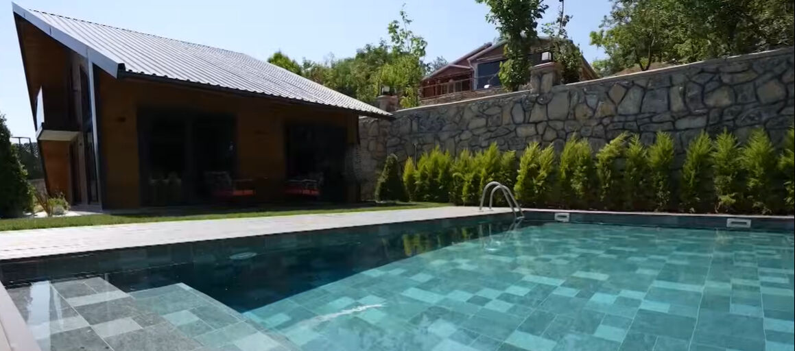 Ankaralı Yasemin, doğayla iç içe olan bağ evinin kapılarını ilk kez açtı! Manzarası hayran bıraktı Ankaralı Yasemin, doğayla iç içe bağ evinin kapılarını ilk kez açtı! Manzarası hayran bıraktı - 6. Resim