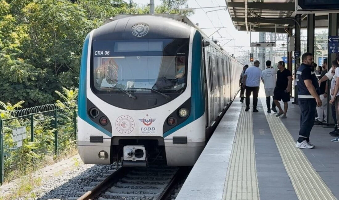 Ataköy Marmaray neden kapalı, ne zaman açılacak? İstasyonda bir kişi intihar etti Ataköy Marmaray neden kapalı, ne zaman açılacak? İstasyonda bir kişi intihar etti - 2. Resim