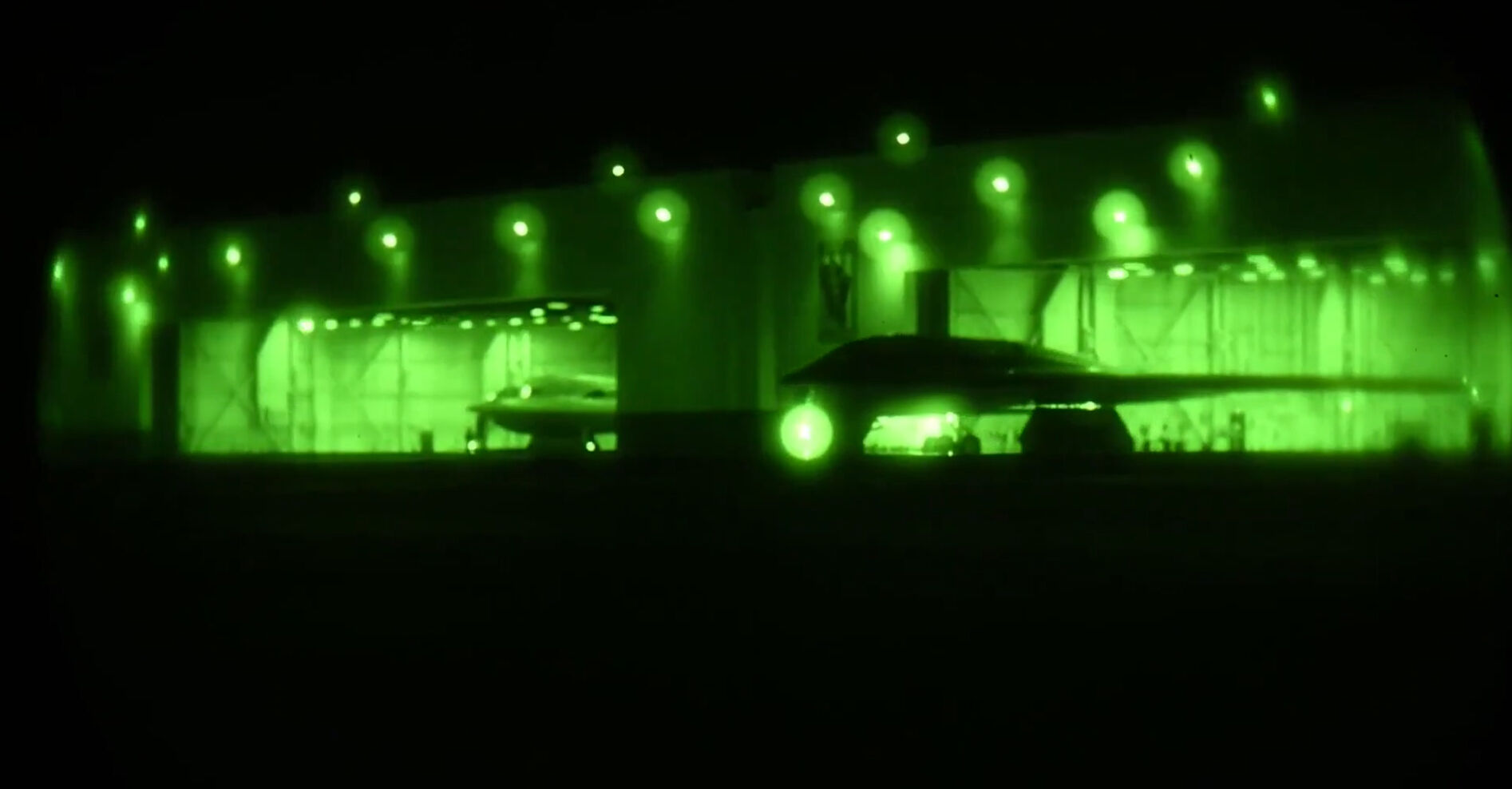 B-2'ler İran'ı vurmaya böyle gitti! ABD görüntüleri paylaştı B-2'ler İran'ı vurmaya böyle gitti! ABD görüntüleri paylaştı - 1. Resim