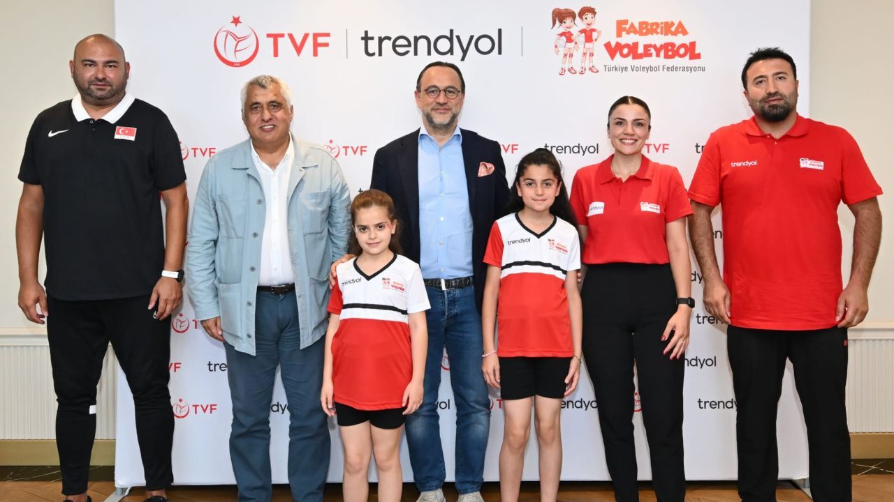 Bir zamanlar terör bölgesiydi, şimdi voleybol ile yeniden yeşeriyor... Şırnak ve Hakkâri’den ‘Vargas’lar çıkacak! Bir zamanlar terör bölgesiydi, şimdi voleybol ile yeniden yeşeriyor... Şırnak ve Hakkâri’den ‘Vargas’lar çıkacak!