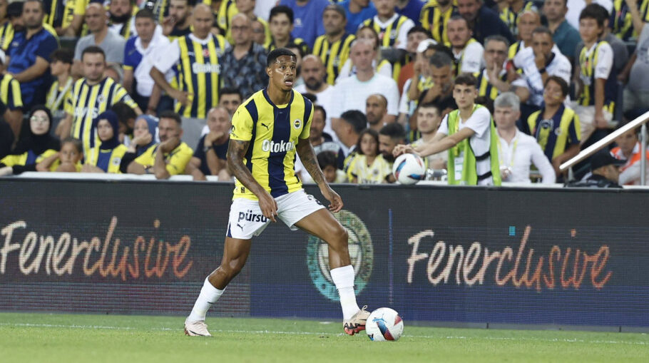 Fenerbahçe’den Jayden Oosterwolde için 10 milyon euroya ret! Fenerbahçe’den Jayden Oosterwolde için 10 milyon euroya ret! - 1. Resim