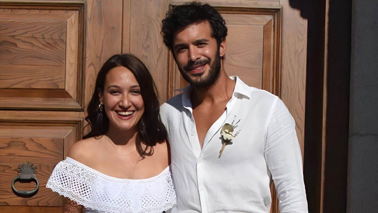 Gupse Özay ile Barış Arduç boşanıyor mu? Önce Babalar Günü'ne katılmadı, ardından galada da yoktu - 1. Resim