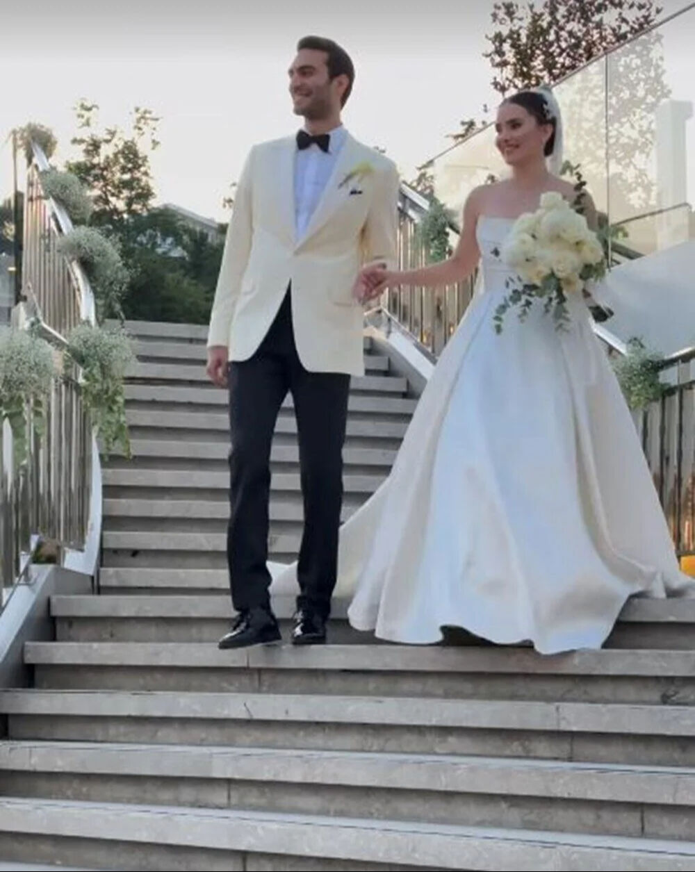 Oyuncu Almila Ada evlendi! İşte müstakbel eşi... - 2. Resim