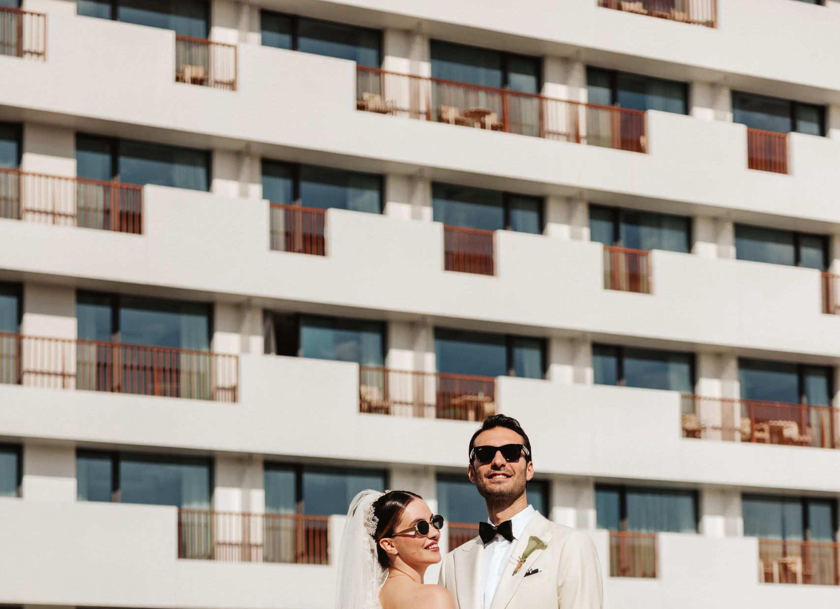 Oyuncu Almila Ada evlendi! İşte müstakbel eşi... - 1. Resim