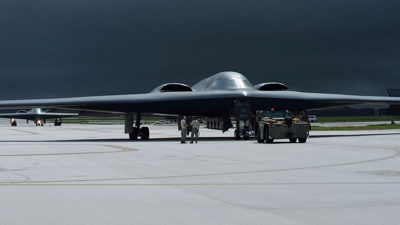 B-2 bombardıman uçağı hangi ülkelerde var? ABD’nin Sığınak Katili! - 3. Resim