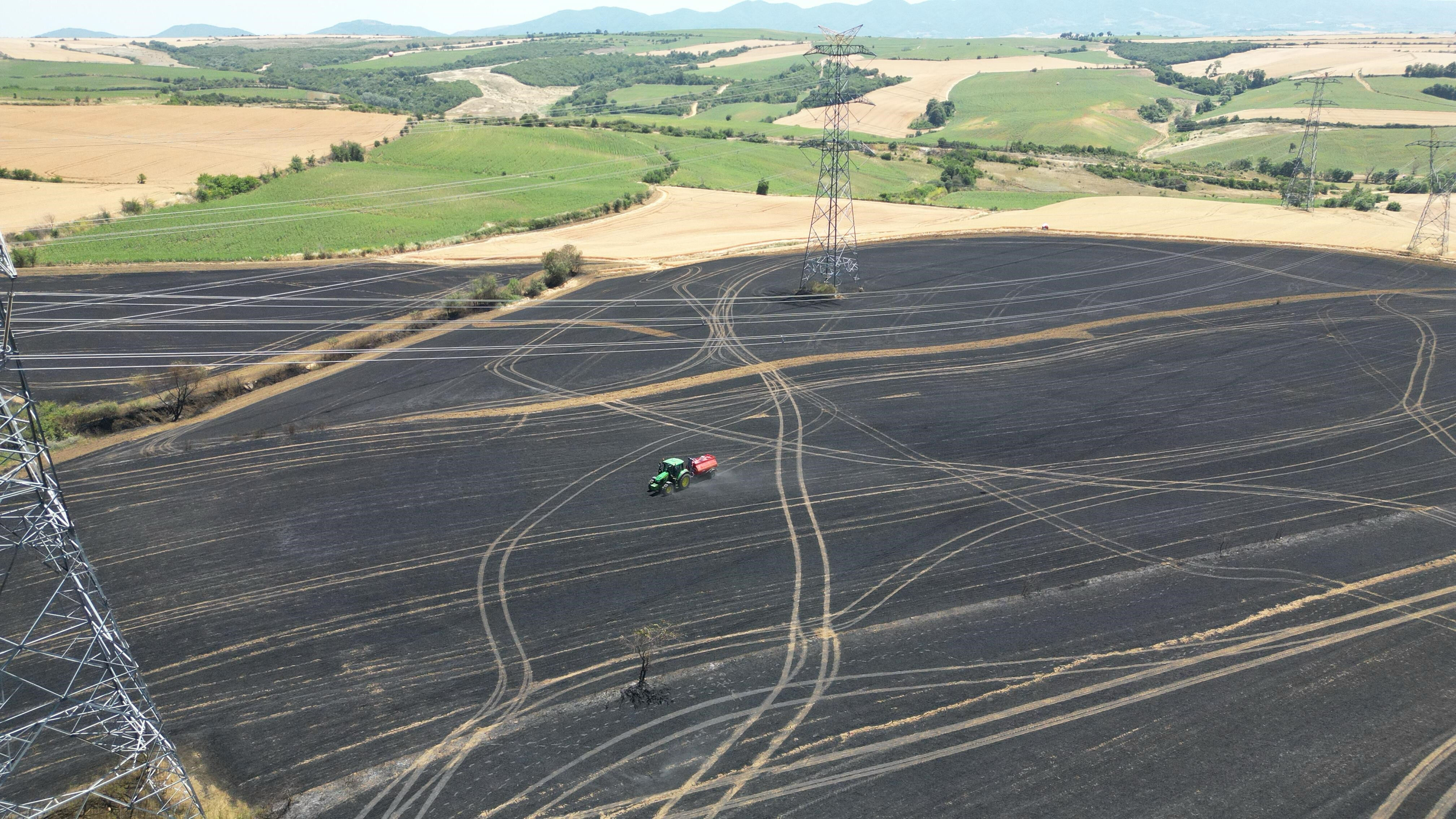 Birçok noktada yangın! Dumanlar gökyüzünü kapladı - 4. Resim