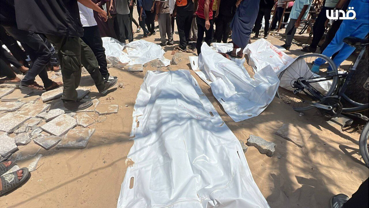 İsrail Gazze'de yardım bekleyen Filistinlilere saldırdı! Çok sayıda ölü ve yaralı var - 1. Resim