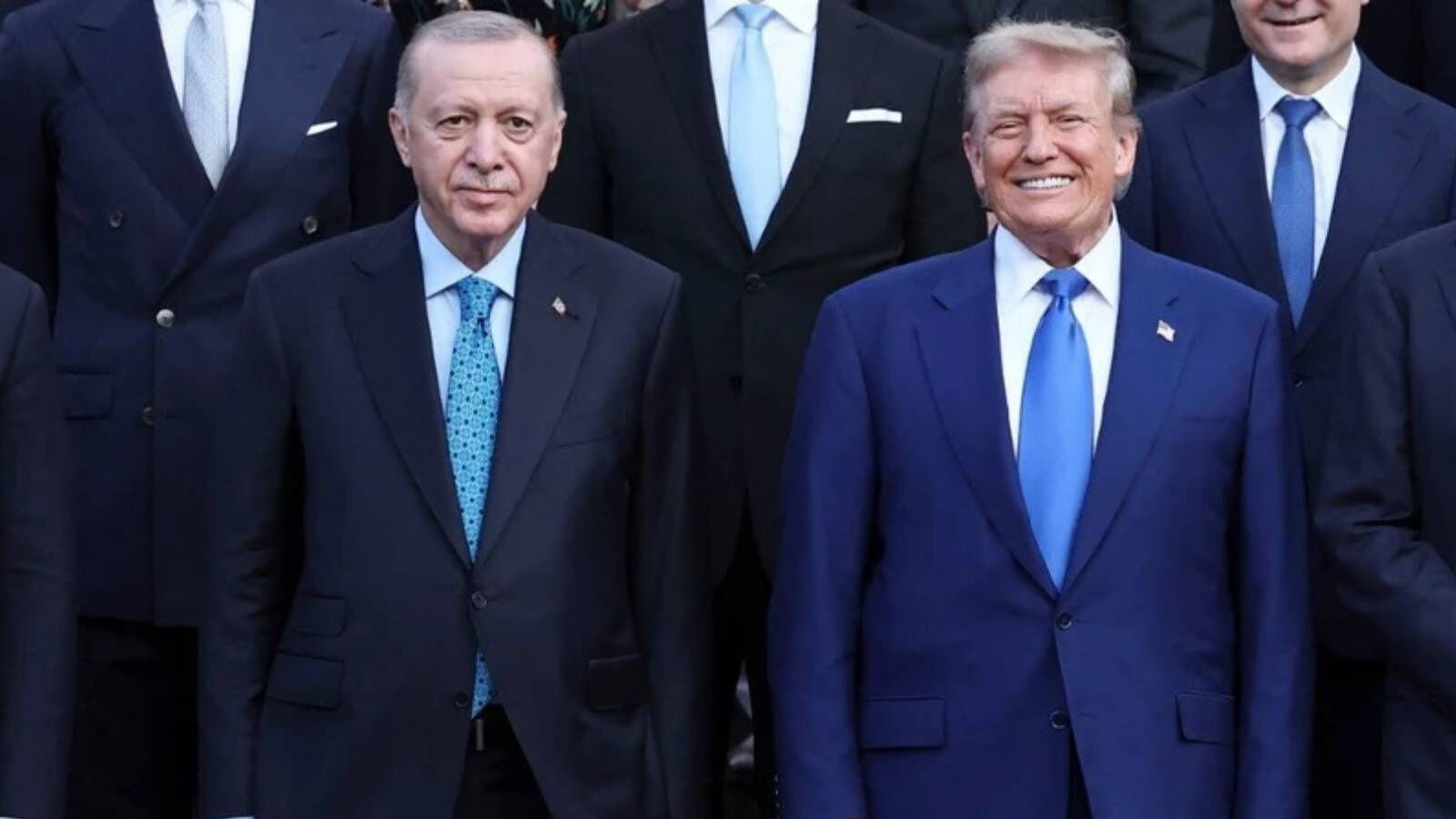 NATO liderleri arasında kritik zirve! Erdoğan-Trump görüşmesi başladı - 1. Resim