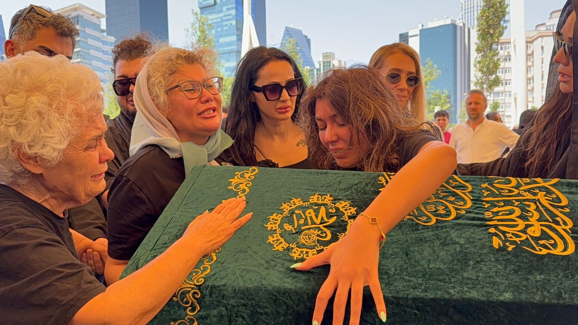 "Nihal Candan üzerinden etkileşim kasıyor" denmişti: Pınar Kerimoğlu, çok konuşulan paylaşımın arka planını anlattı - 1. Resim