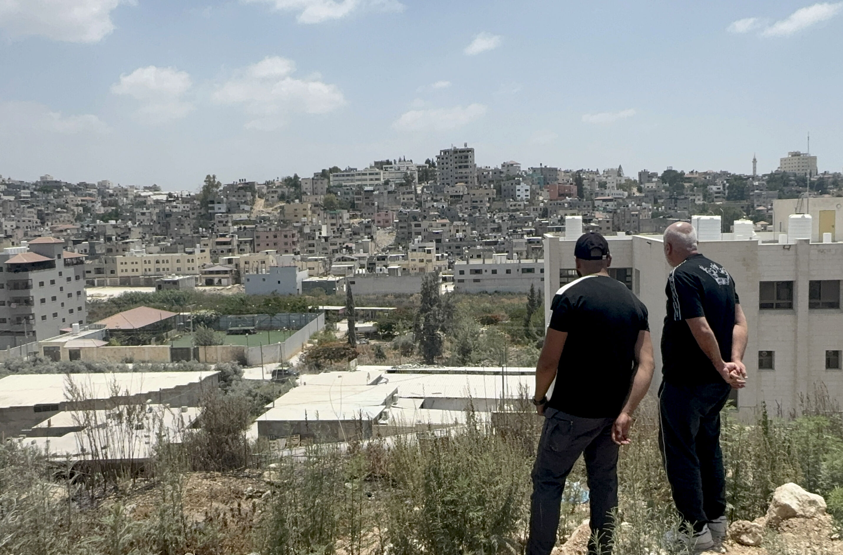 Binlerce kişi evsiz kaldı, o bölge haritadan silindi! Demografik yapı değişti, 500 konut yıkıldı - 1. Resim