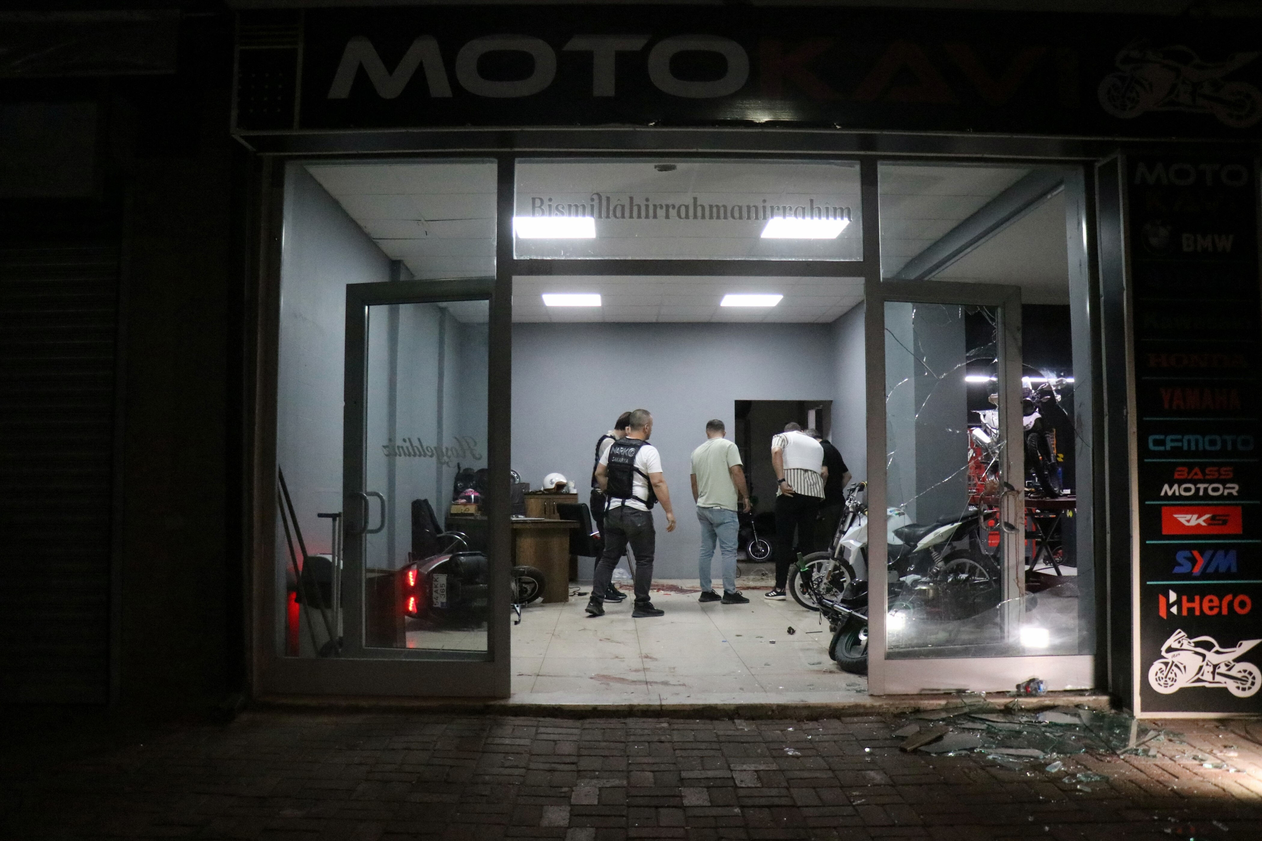 Bu olay film sahnelerinde bile yoktur! Polisle çatıştı, yaralandı, 6 saat direndi... Bu olay film sahnelerinde bile yoktur! Polisle çatıştı, yaralandı, 6 saat direndi... - 4. Resim