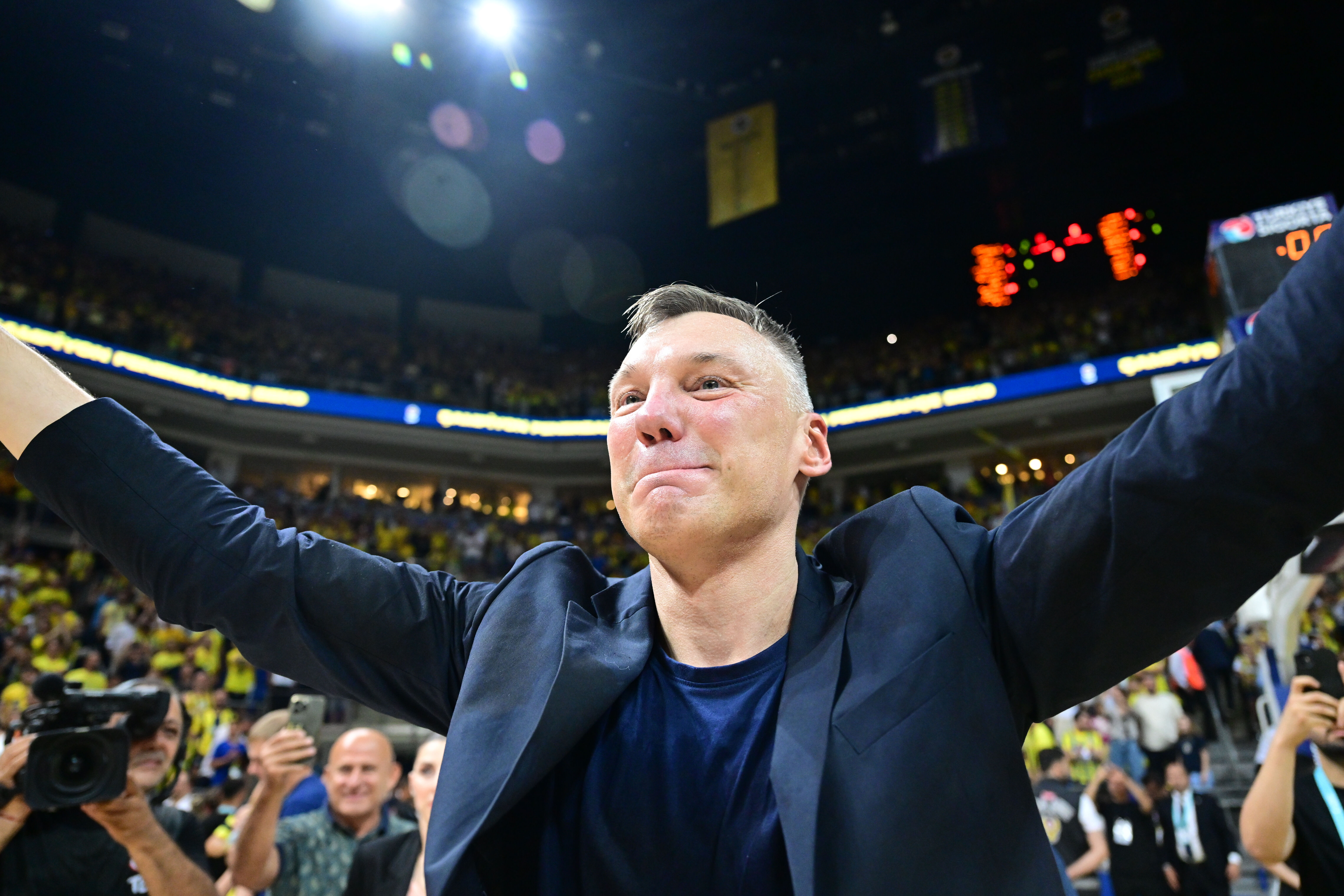 Fenerbahçe Beko, Basketbol Süper Ligi'nde şampiyon! - 3. Resim