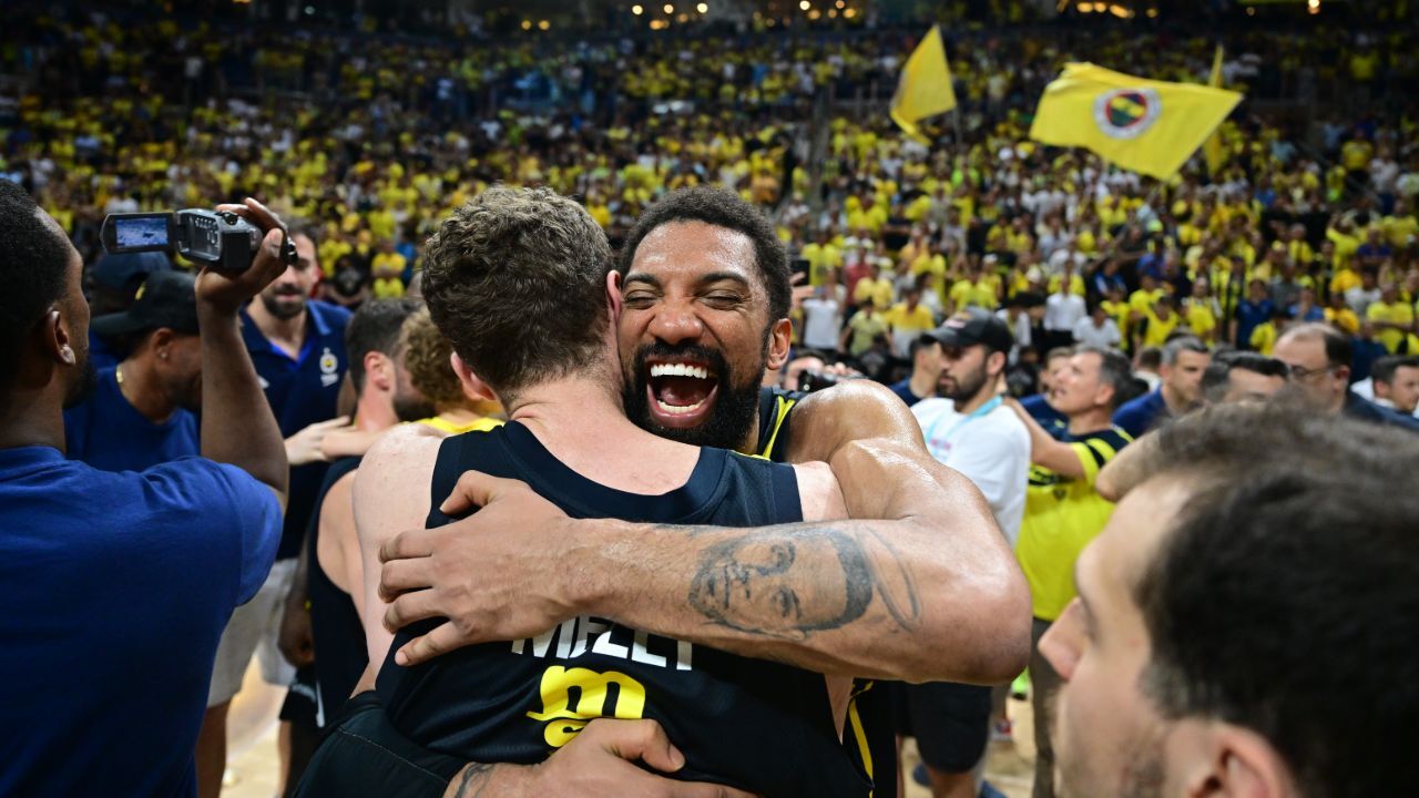 Fenerbahçe Beko, Basketbol Süper Ligi'nde şampiyon!