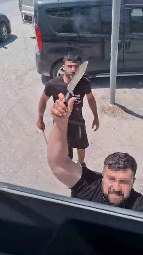 Hatay’da kan donduran olay! Eline aldığı satırla dehşet saçtı - 1. Resim