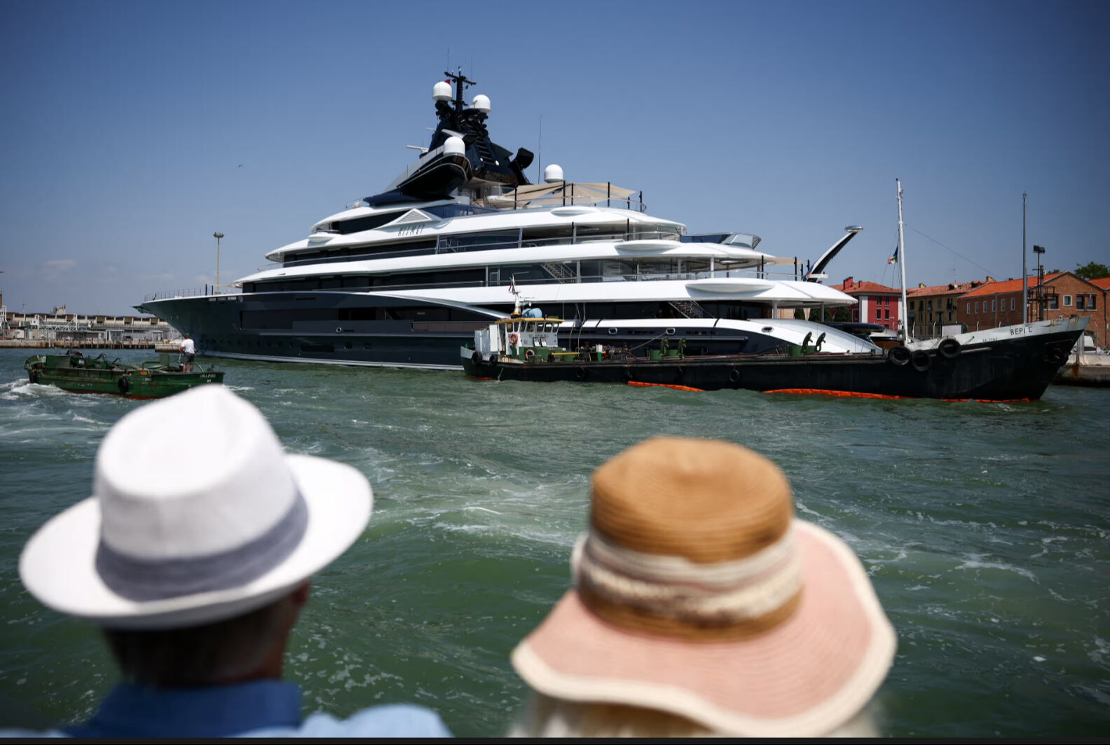 Yüzyılın düğününün dudak uçuklatan faturası! Dünyanın en pahalılarından olacak: Davetliler arasında Trump'ın kızı bile var... - 1. Resim