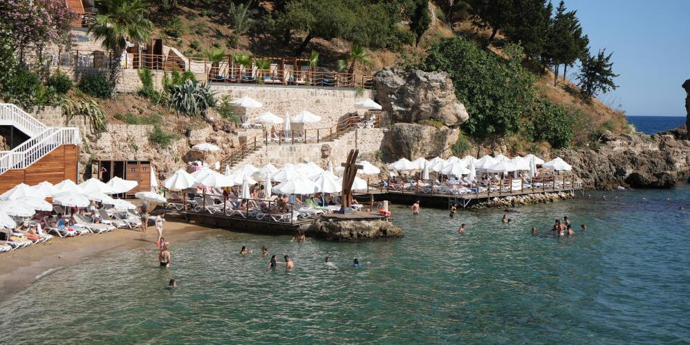 Antalya bunu konuşuyor: Mesai saatli tuvalet ücreti gündem oldu! - 2. Resim