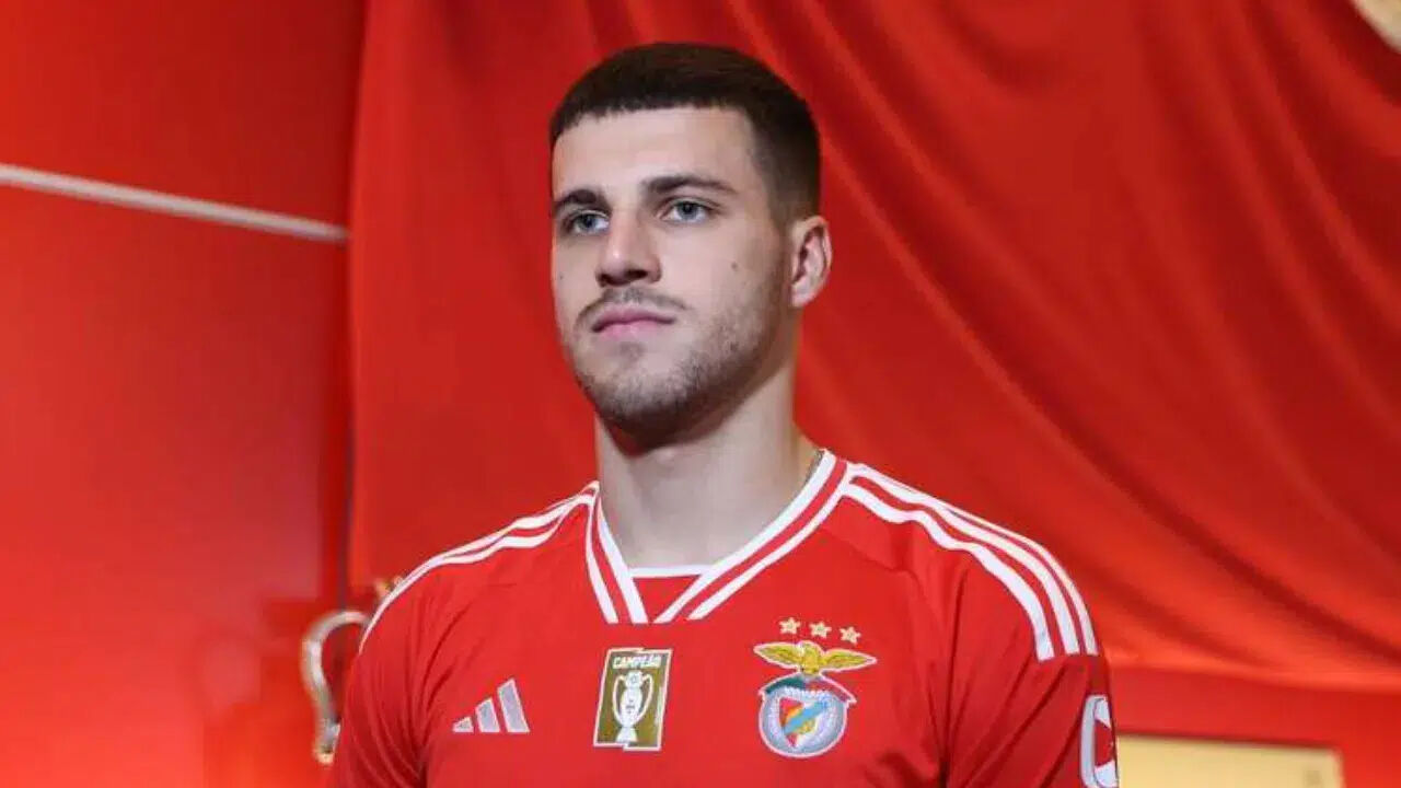 Beşiktaş, David Jurasek transferinde mutlu sona ulaştı - 2. Resim