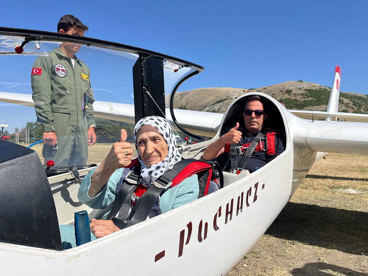 Bir cevapla hayaline kavuştu! 83 yaşındaki Mürüvvet teyzeyi görenler hayret etti - 2. Resim