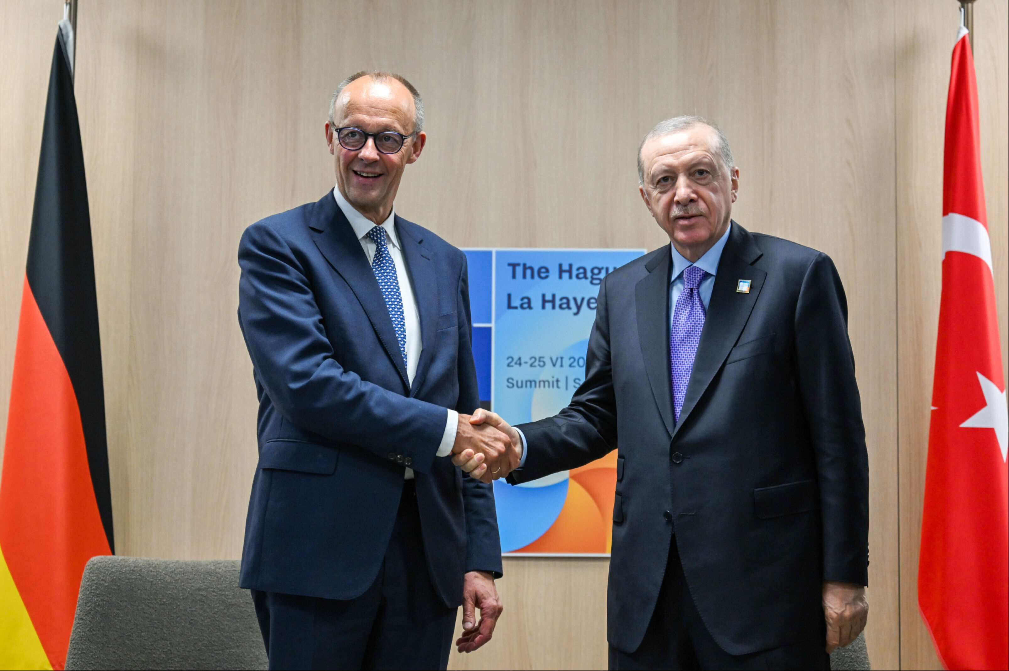 Cumhurbaşkanı Erdoğan Hollanda'dan yurda döndü - 1. Resim