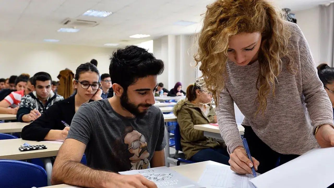 Gözetmen ücret ödeme tarihi: ÖSYM görevli ücretleri yattı mı, ne zaman yatacak? Gözetmen ücret ödeme tarihi: ÖSYM görevli ücretleri yattı mı, ne zaman yatacak?