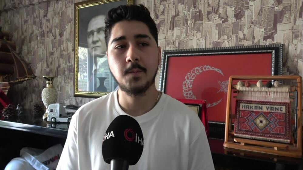 Yol verme tartışmasında satırla saldırmışlardı! Firma yetkilisi konuştu Hatay'da korkunç anlar! Yol verme tartışmasında satırla saldırdılar, yaptığı hamle hayatını kurtardı - 1. Resim