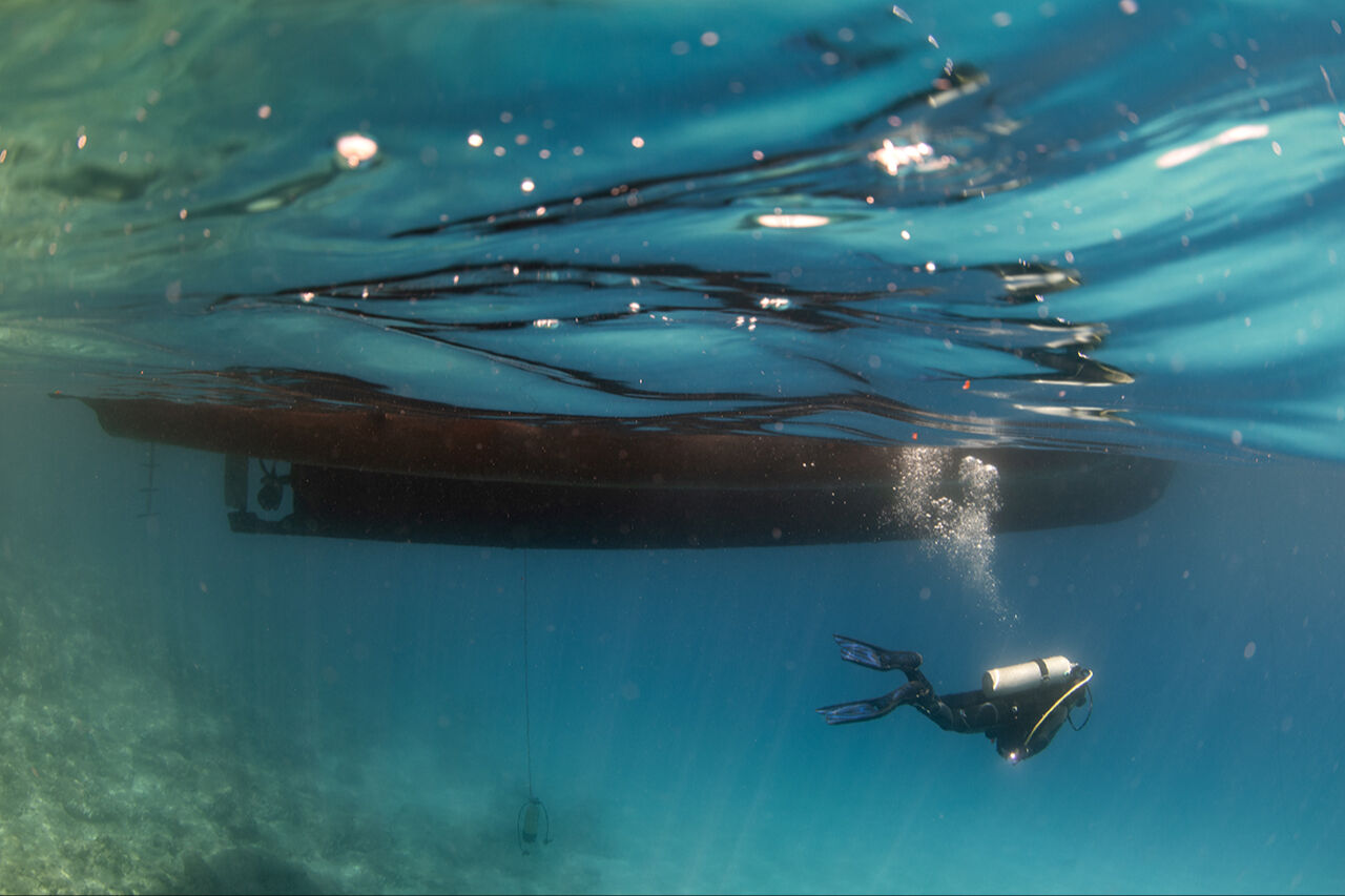 İlk defa bu kadar net görüntülendi! Su altındaki tanklar, uçaklar, gemileri görmek için sıraya giriyorlar - 2. Resim