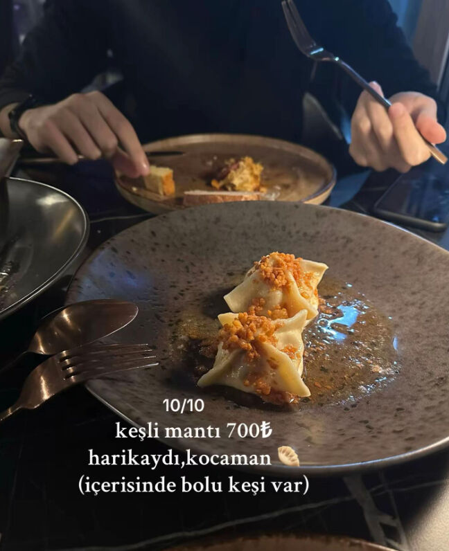 Mehmet Yalçınkaya’nın restoranında sarma fiyatı olay oldu! Gören yoruma sarıldı: Sosyal medya ikiye bölündü - 4. Resim