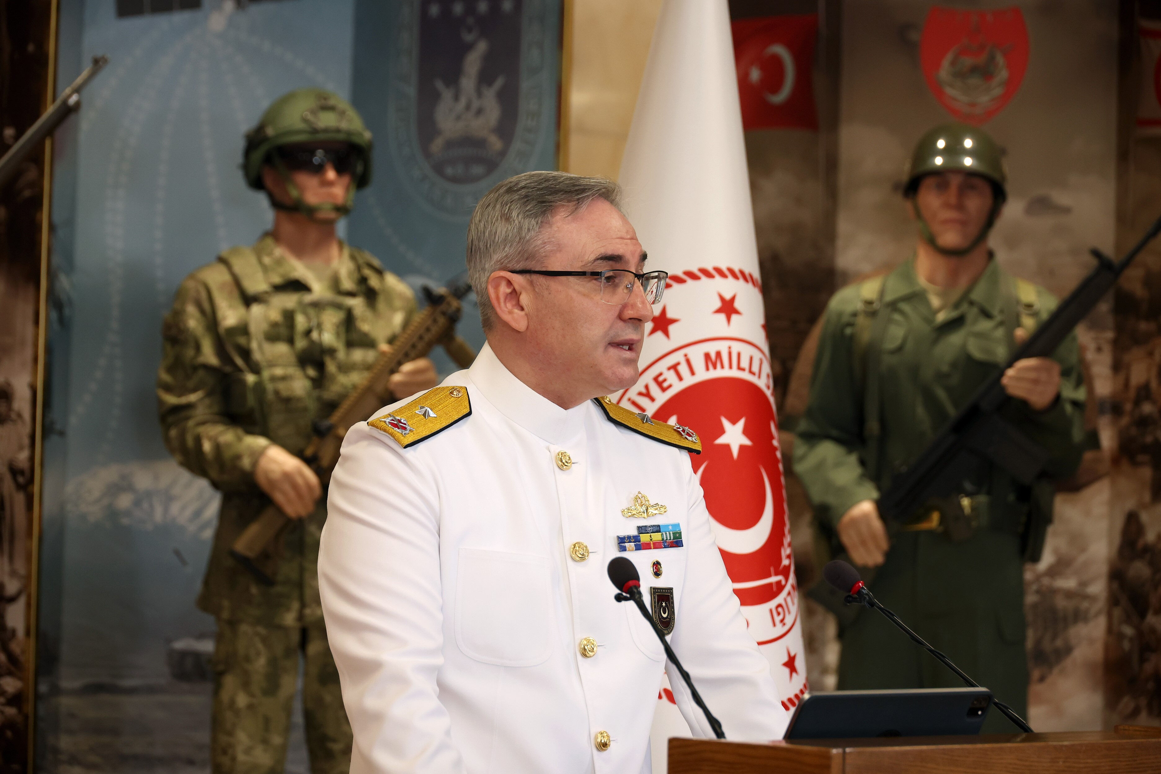 MSB'den 'Çelik Kubbe' açıklaması: Tüm ülkemize yaymayı planlıyoruz MSB'den 'FETÖ' açıklaması: Bu yıl 102 personel TSK'den çıkarıldı - 3. Resim