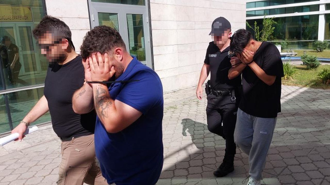 Samsun merkezli 13 ilde "müstehcenlik" operasyonu: Çok sayıda gözaltı var Samsun merkezli 13 ilde "müstehcenlik" operasyonu: Çok sayıda gözaltı var