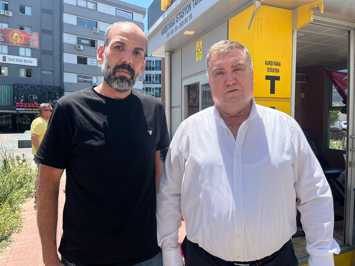 Taksi durağında yürek sızlatan görüntü! Arkadaşına yardım için koştu, kendisi de kriz geçirdi - 3. Resim