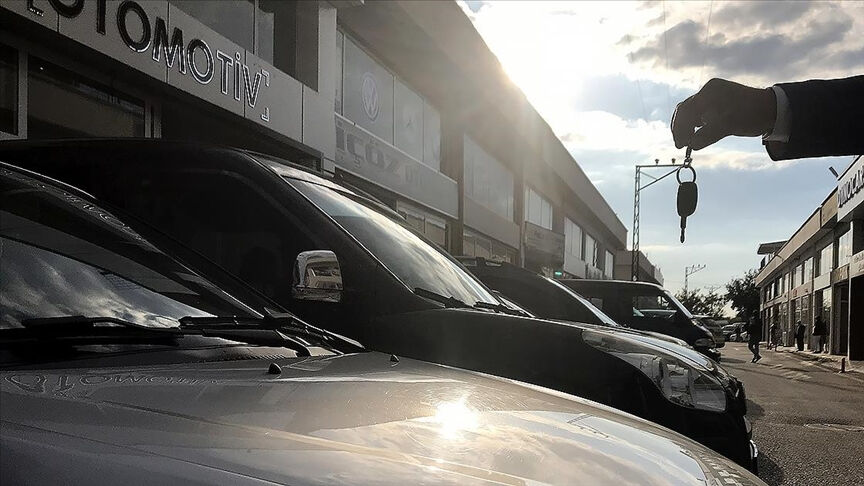 Ticaret Bakanlığı duyurdu: İkinci el oto satışındaki 6 ay-6 bin kilometre kuralı uzatıldı Ticaret Bakanlığı duyurdu: İkinci el oto satışındaki 6 ay-6 bin kilometre kuralı uzatıldı - 2. Resim