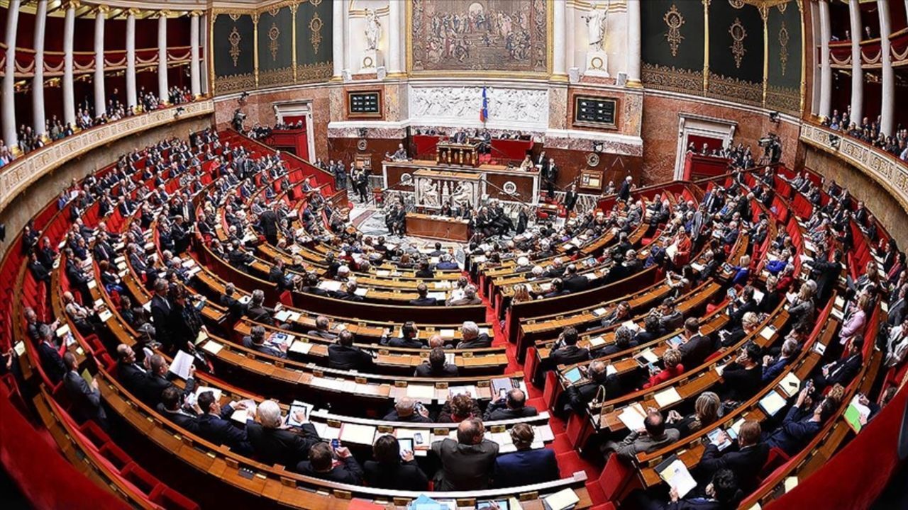 Ulusal Mecliste zor anlar! Oturuma ara verildi: Sebebi ise… Ulusal Mecliste zor anlar! Oturuma ara verildi: Sebebi ise…