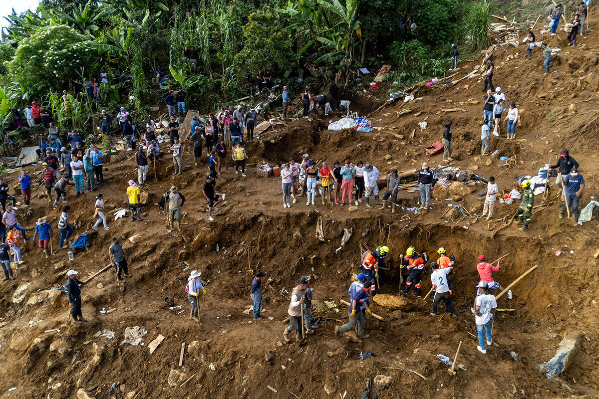 Kolombiya'daki toprak kaymasında ölü sayısı 16'ya yükseldi! Çok sayıda kayıp var... - 4. Resim
