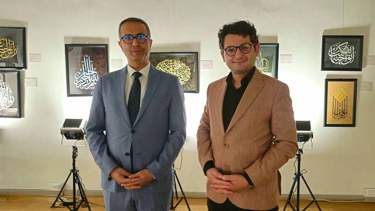 Mevlâna’nın ışığı Roma’yı aydınlattı! İtalya’da tasavvuf sanatla anlatıldı Mevlâna’nın ışığı Roma’yı aydınlattı! İtalya’da tasavvuf sanatla anlatıldı - 1. Resim