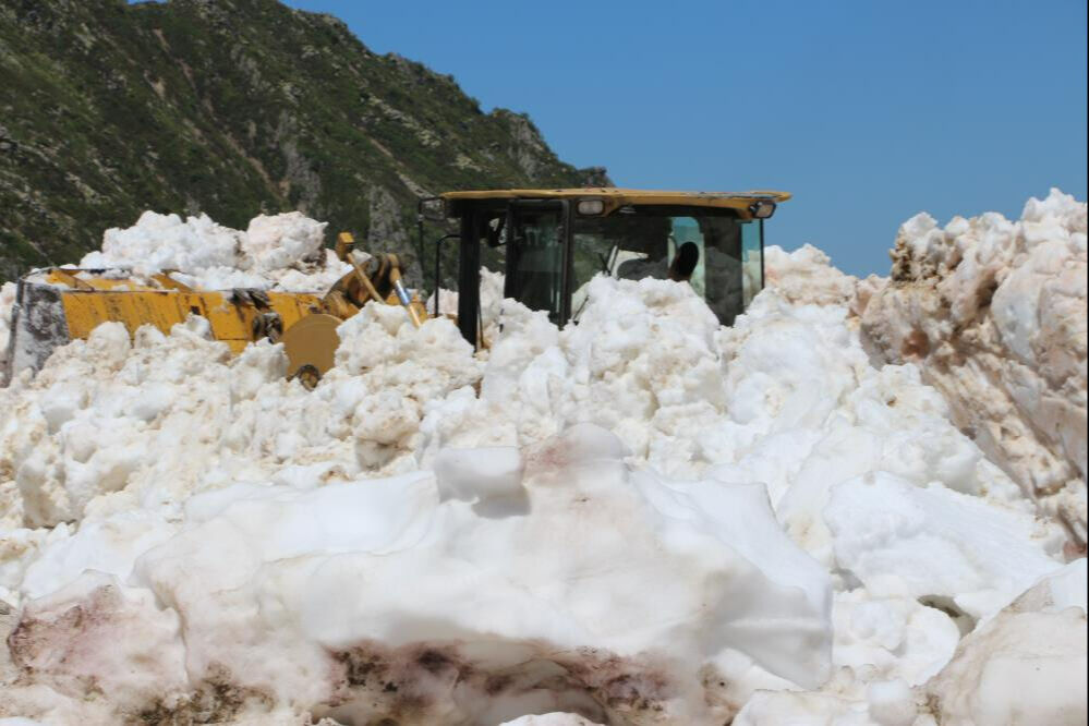 Rize'de kar alarmı! Haziran'da kar yağar mı, en son ne zaman kar yağdı? Rize'de kar alarmı! Haziran'da kar yağar mı, en son ne zaman kar yağdı? - 1. Resim