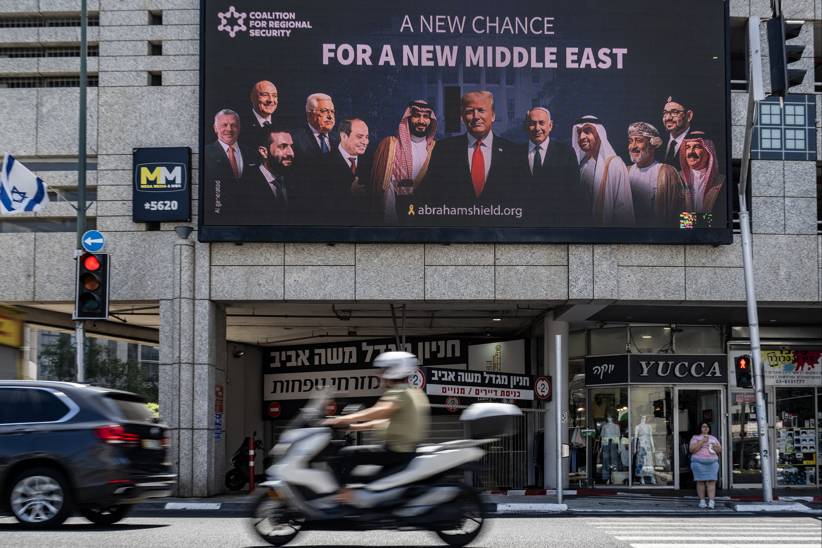 Tel Aviv'de dikkat çeken afiş! 'Yeni Ortadoğu' planı tıkır tıkır işliyor - 3. Resim