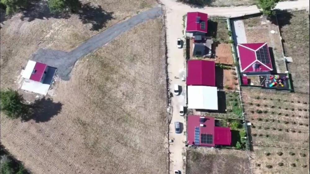 Telefonda FETÖ ile korkuttular! Talimatları bir bir uyguladı... 2.4 milyon TL'sini kaptırdı - 1. Resim