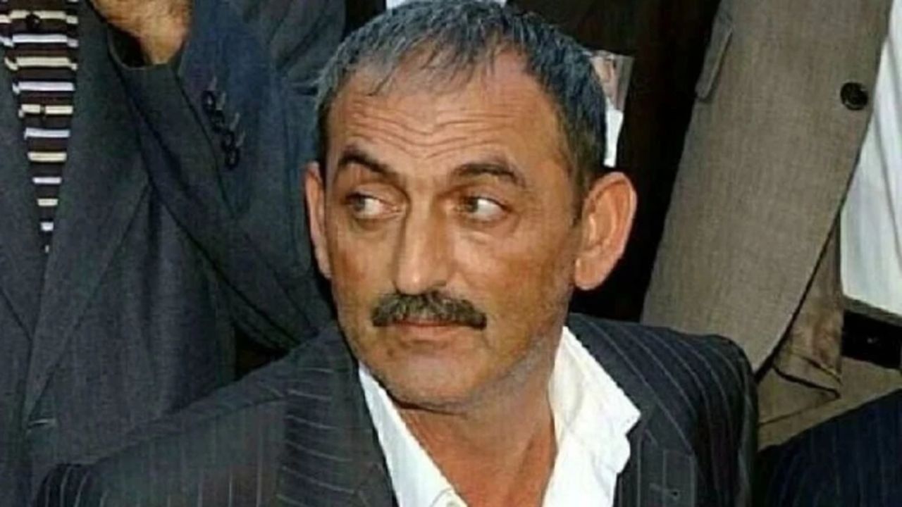 Ahmet Tekin Baykal kimdir, neden öldü, hastalığı neydi? Anafor Operasyonu kapsamında tutuklanmıştı Ahmet Tekin Baykal kimdir, neden öldü, hastalığı neydi? Anafor Operasyonu kapsamında tutuklanmıştı