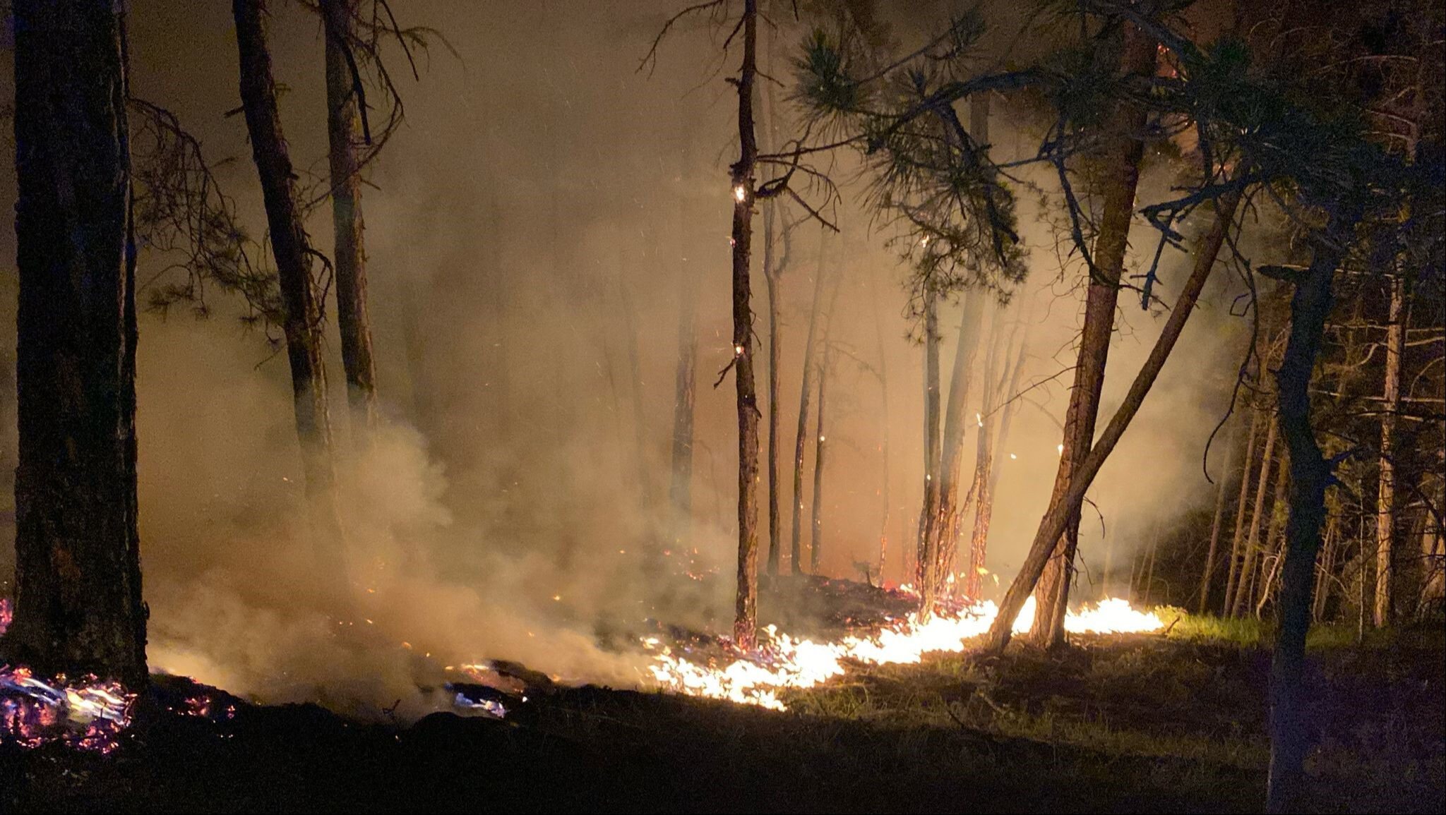 Bolu’daki orman yangını büyüyor! Alevler havadan görüntülendi - 3. Resim