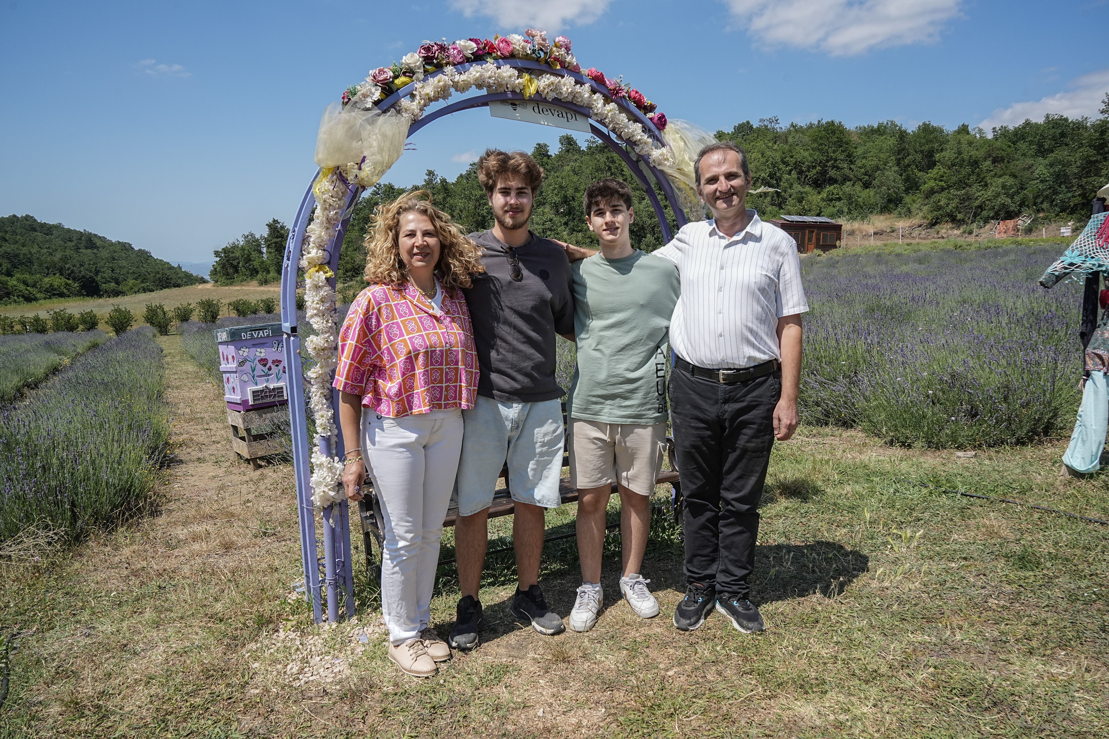 Doktor 10 dönümlük araziye kurdu! 75'in üzerinde çeşit var, turist akınına uğruyor - 8. Resim