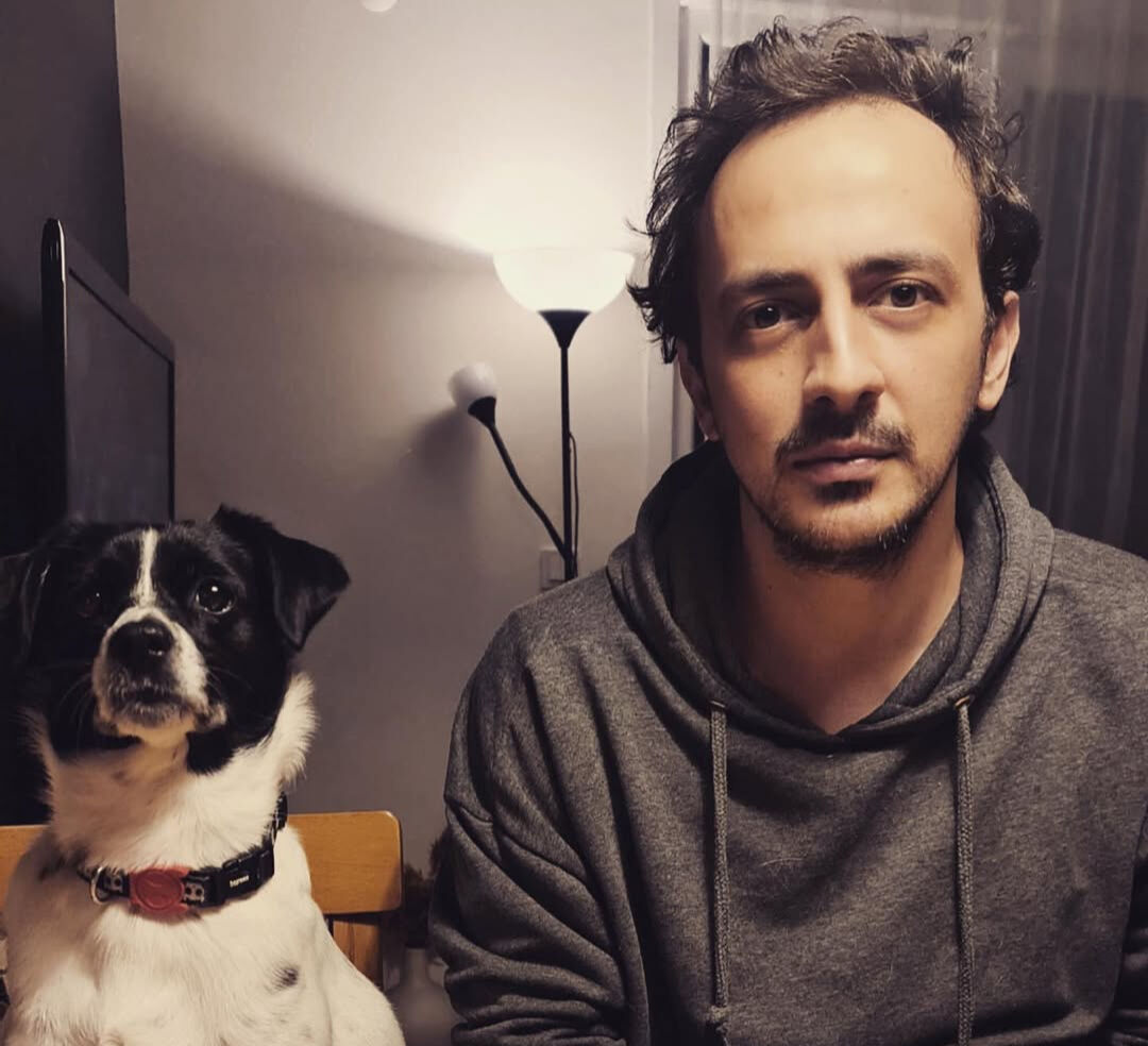 Prens dizisi Kerem Özdoğan kimdir, evli mi? Eşinin sezon finaline tepkisi gündem oldu - 1. Resim