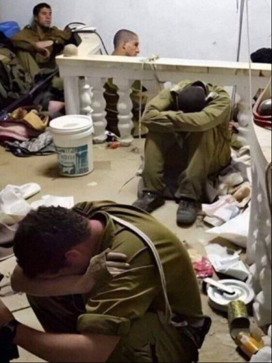 Yerleşimciler İsrail askerlerini boğmaya çalıştı, 