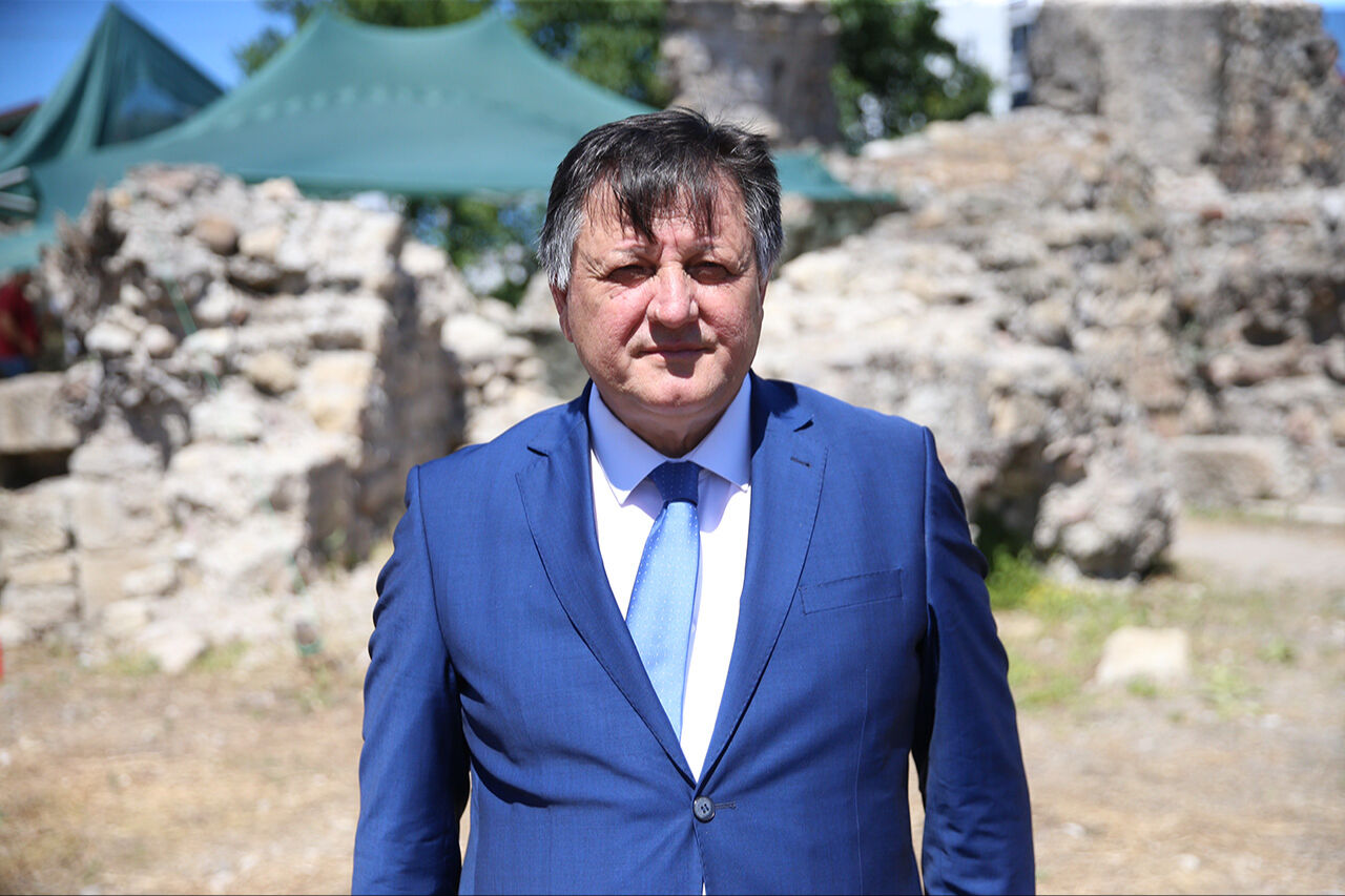 Yol çalışmasında bulunmuş, semboller ortaya çıkmıştı: Dünyada bu özelliğe sahip çok az sayıda yapı var! - 3. Resim