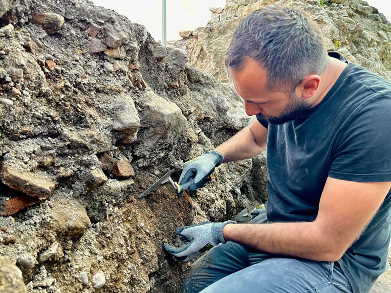 Yol çalışmasında bulunmuş, semboller ortaya çıkmıştı: Dünyada bu özelliğe sahip çok az sayıda yapı var! - 5. Resim