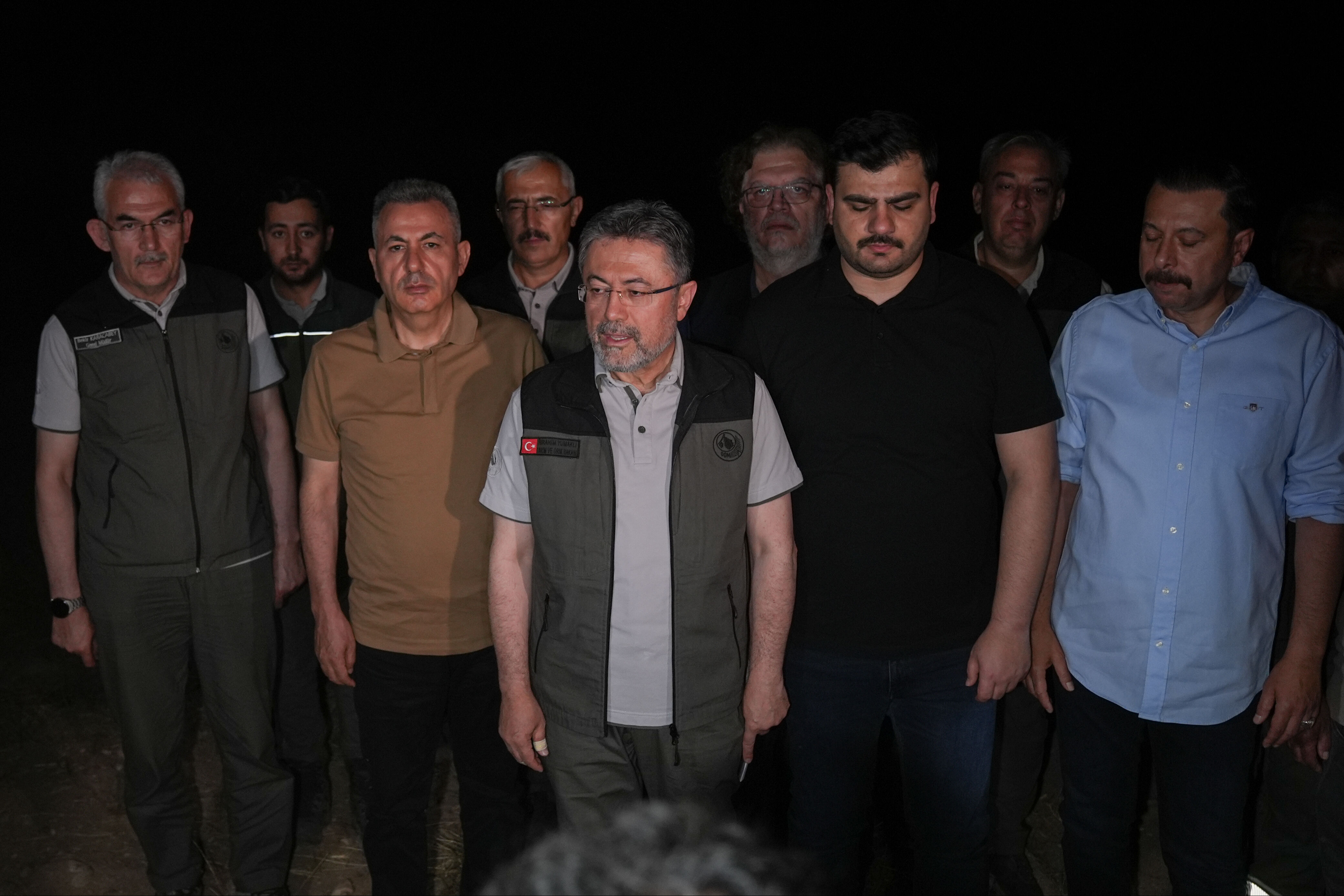 Ciğerlerimizi yakan yangınlarda son durum! Bakan Yumaklı uyardı: Ağır hapis cezası var - 1. Resim