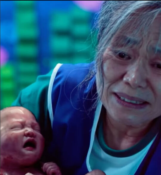 Squid Game 3.sezonda 222 ölüyor mu? Hamile Jun-hee ve bebeği için spoiler verildi - 3. Resim