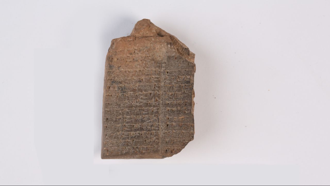 6 kil tablet Irak yolcusu! Bu defa Türkiye tarihî eser iade edecek 6 kil tablet Irak yolcusu! Bu defa Türkiye tarihî eser iade edecek