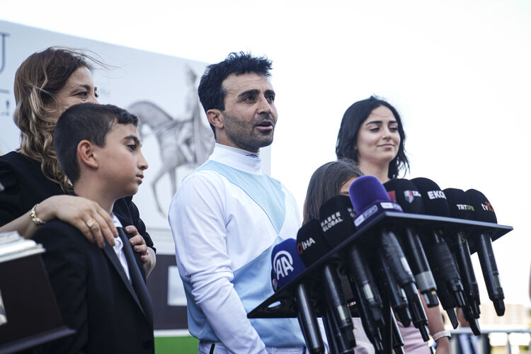 Ahmet Çelik kaç kez gazi koşusu kazandı? Üst üste kazanma rekorunu elinde bulunduruyor - 2. Resim